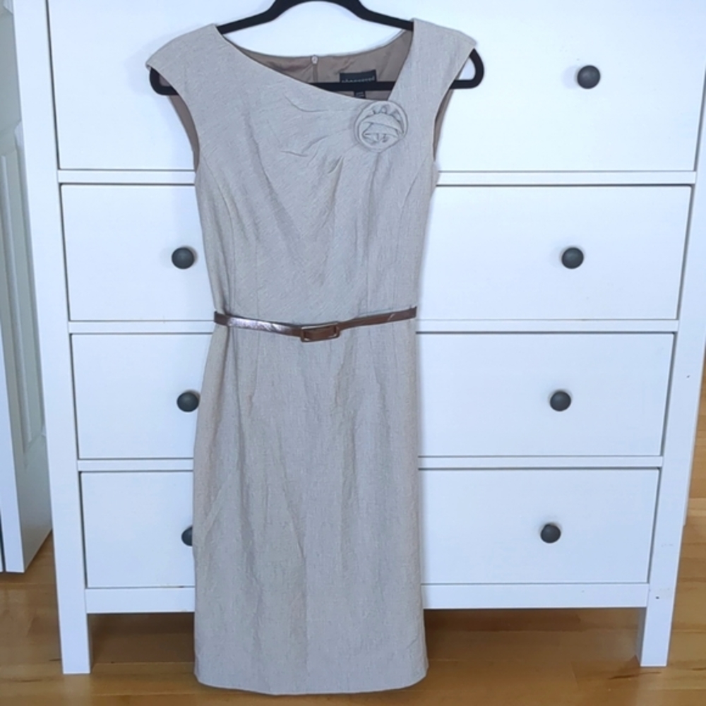 Sz 8 Light Taupe Dress with Flower Detail & Belt